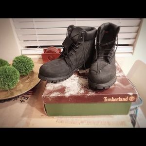 NEW in box never worn Timberland boots men’s